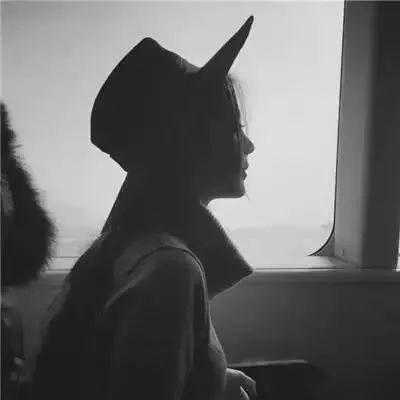 超酷的短句网红说说图片,网红说说图片背后的潮流魅力