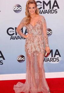 明星透视真空走红地毯,明星们的时尚与勇气对决